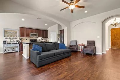 106 Legends Of Hutto Trail, Hutto, TX 78634 - Photo 3