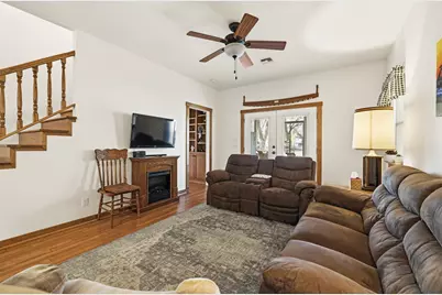 505 W San Antonio Street, Fredericksburg, TX 78624 - Photo 31