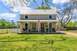 505 W San Antonio St, Fredericksburg, TX 78624 - Photo 1