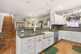 505 W San Antonio St, Fredericksburg, TX 78624 - Photo 13