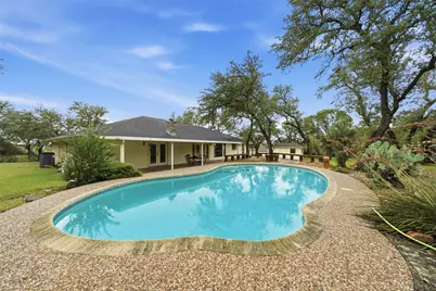 1013 Hidden Hills Drive, Dripping Springs, TX 78620 - Photo 17