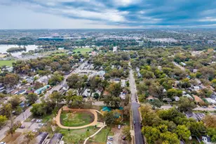 66 Anthony St, Austin, TX 78702 - Photo 5