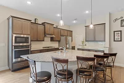 812 Heartleaf Drive, Leander, TX 78641 - Photo 9