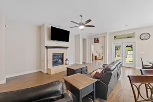 812 Heartleaf Dr, Leander, TX 78641 - Photo 5