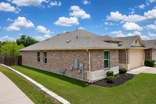 10813 Mule Train Dr, Austin, TX 78754 - Photo 3