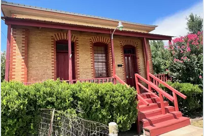 208 SW Texas Street, Rockdale, TX 76567 - Photo 1