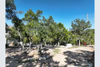 19516 Bee Creek Tavern Road, Spicewood, TX 78669 - Photo 9