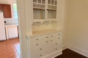 1136 Eleanor St, Austin, TX 78721 - Photo 23