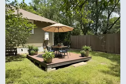 1136 Eleanor Street, Austin, TX 78721 - Photo 25