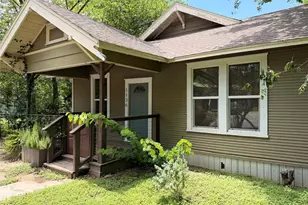 1136 Eleanor St, Austin, TX 78721 - Photo 1