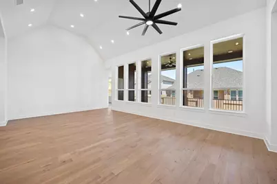 133 Cloverton Crescent, Hutto, TX 78634 - Photo 7