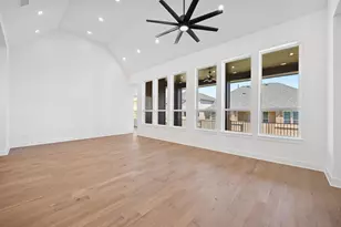 133 Cloverton Cres, Hutto, TX 78634 - Photo 7