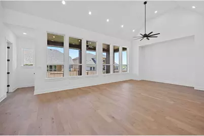 133 Cloverton Crescent, Hutto, TX 78634 - Photo 23