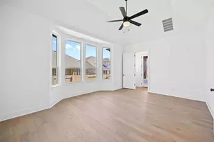 133 Cloverton Cres, Hutto, TX 78634 - Photo 25