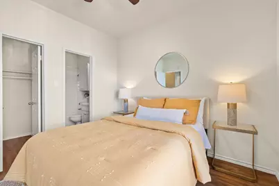 914 W 26th Street #202, Austin, TX 78705 - Photo 21