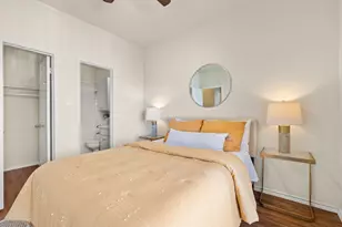 914 W 26th St, Austin, TX 78705 - Photo 21