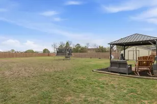 334 Webb St, Smithville, TX 78957 - Photo 29