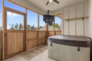 334 Webb St, Smithville, TX 78957 - Photo 25