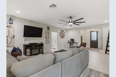 334 Webb Street, Smithville, TX 78957 - Photo 5