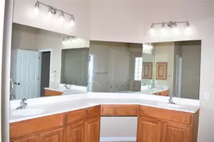 7233 Via Dono Dr, Austin, TX 78749 - Photo 27