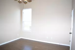 7233 Via Dono Dr, Austin, TX 78749 - Photo 31