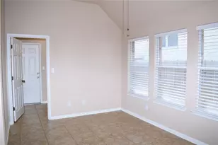 7233 Via Dono Dr, Austin, TX 78749 - Photo 19