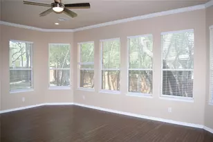 7233 Via Dono Dr, Austin, TX 78749 - Photo 25
