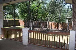 7233 Via Dono Dr, Austin, TX 78749 - Photo 35