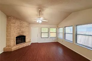 2013 James Pl, Round Rock, TX 78664 - Photo 5