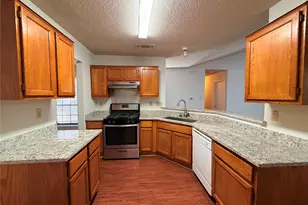 2013 James Pl, Round Rock, TX 78664 - Photo 9