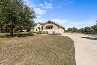 216 Rio Ancho Boulevard, Liberty Hill, TX 78642 - Photo 3