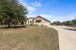 216 Rio Ancho Blvd, Liberty Hill, TX 78642 - Photo 3
