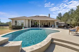 216 Rio Ancho Blvd, Liberty Hill, TX 78642 - Photo 29