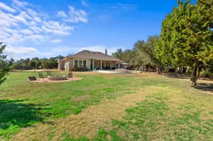 216 Rio Ancho Blvd, Liberty Hill, TX 78642 - Photo 33