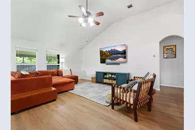523 Walnut Heights Boulevard, New Braunfels, TX 78130 - Photo 5