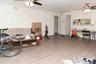 501 W 26th St, Austin, TX 78705 - Photo 3