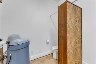 413 Rock House Dr, Liberty Hill, TX 78642 - Photo 31