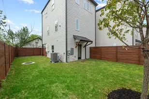 909 Calle Limon, Austin, TX 78702 - Photo 27