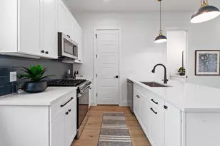 909 Calle Limon, Austin, TX 78702 - Photo 5