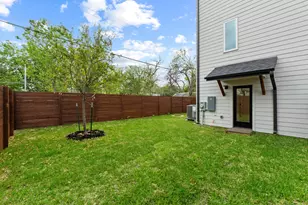 909 Calle Limon, Austin, TX 78702 - Photo 25