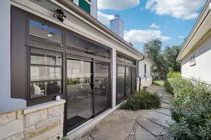 804 Indian Hawthorne Dr, Georgetown, TX 78628 - Photo 31