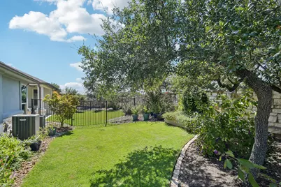 804 Indian Hawthorne Drive, Georgetown, TX 78628 - Photo 7