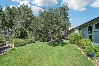804 Indian Hawthorne Drive, Georgetown, TX 78628 - Photo 33