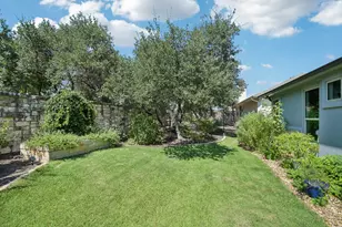 804 Indian Hawthorne Dr, Georgetown, TX 78628 - Photo 33