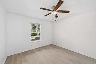 300 Crockett St, Austin, TX 78704 - Photo 17