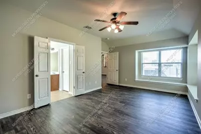 138 Justin Leonard Drive, Round Rock, TX 78664 - Photo 11