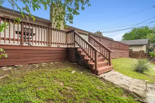 6207 Hyside Dr, Austin, TX 78723 - Photo 33