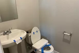 123 Bluestem Dr, Elgin, TX 78621 - Photo 9