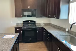 123 Bluestem Dr, Elgin, TX 78621 - Photo 7