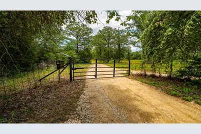 1908 County Road 305, Rockdale, TX 76567 - Photo 39